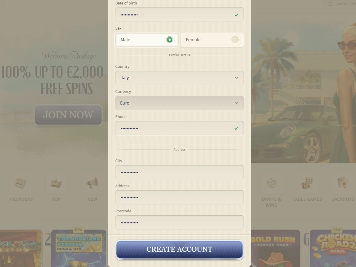 Modulo di registrazione con campi città, indirizzo, CAP e pulsante CREATE ACCOUNT